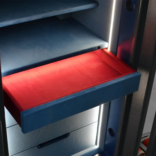 Сейф Defender Pro 235 EL с внутренней отделкой тканью под ювелирные изделия